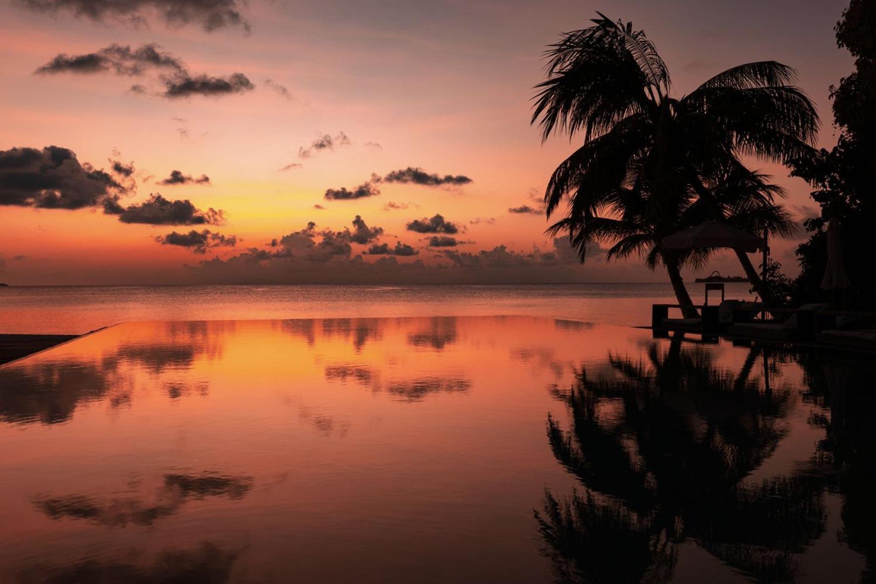 Ayada Maldives Hotel Vaadhoo  Exterior photo